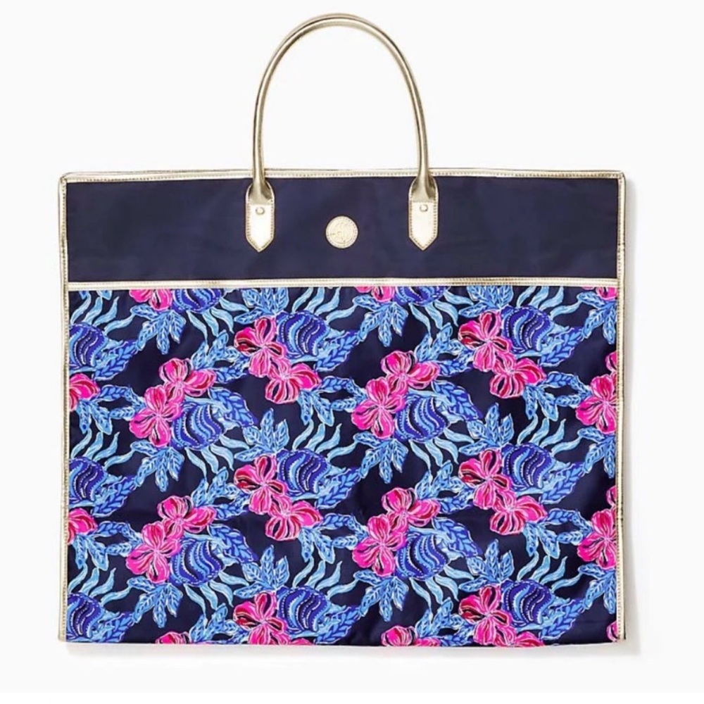 NWT Lilly Pulitzer Hanging Garment Bag Low Tide Navy Its Ofishell